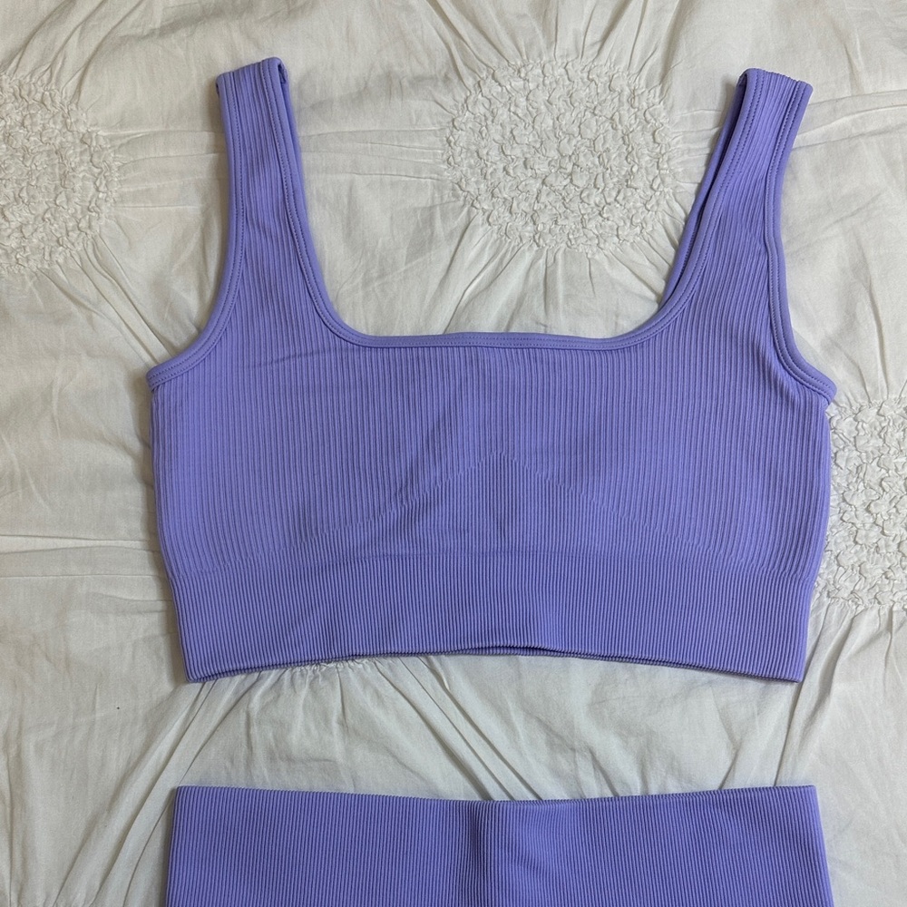 Women’s Amazon Ribbed Workout Set - Picture 2 of 11